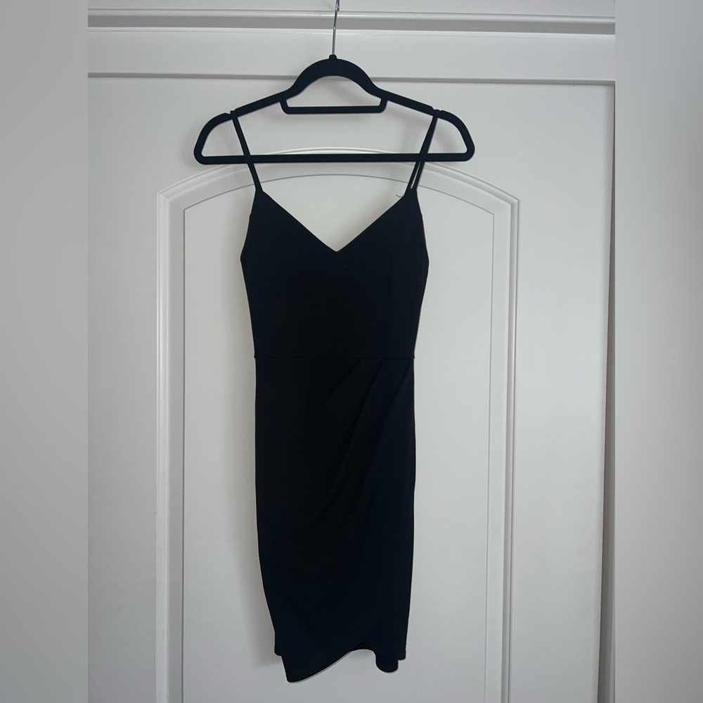 Lulus black dress